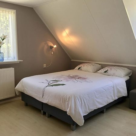 Bed And Breakfast De Lijster Zuid-Scharwoude Bagian luar foto