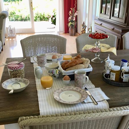 Bed And Breakfast De Lijster Zuid-Scharwoude Bagian luar foto