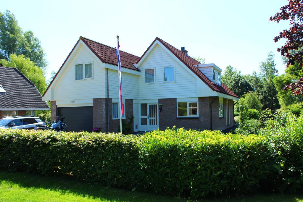 Bed And Breakfast De Lijster Zuid-Scharwoude Bagian luar foto